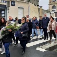 défilé vers le monument aux morts